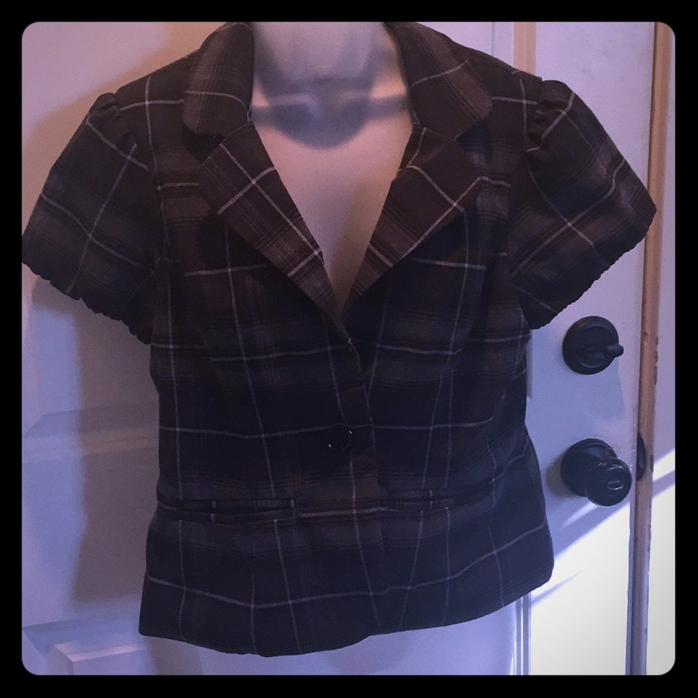 Maurice’s short sleeved jacket
